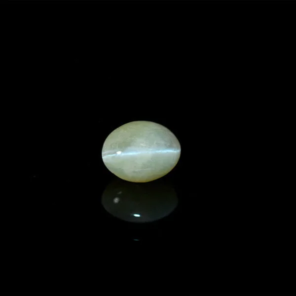 4.96 Carats Chrysoberyl Cat’s Eye ( 5.51 Ratti Lehsuniya )
