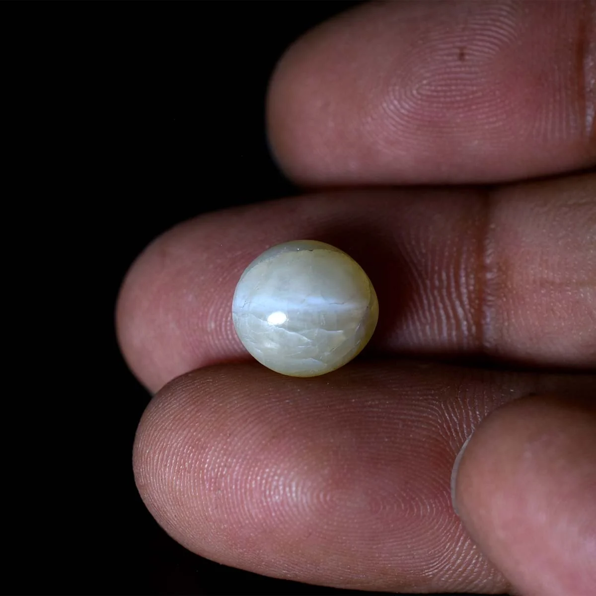5.08 Carats Chrysoberyl Cat’s Eye ( 5.64 Ratti Lehsuniya ) - Image 4
