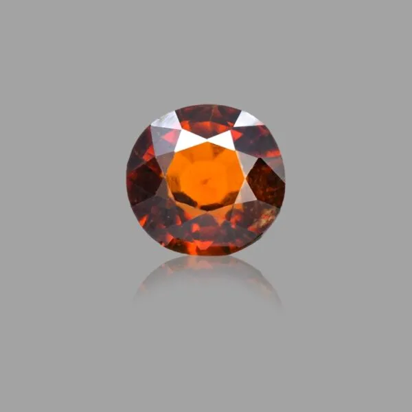 7.66 Carats Hessonite Garnet ( 8.51 Ratti Gomed )