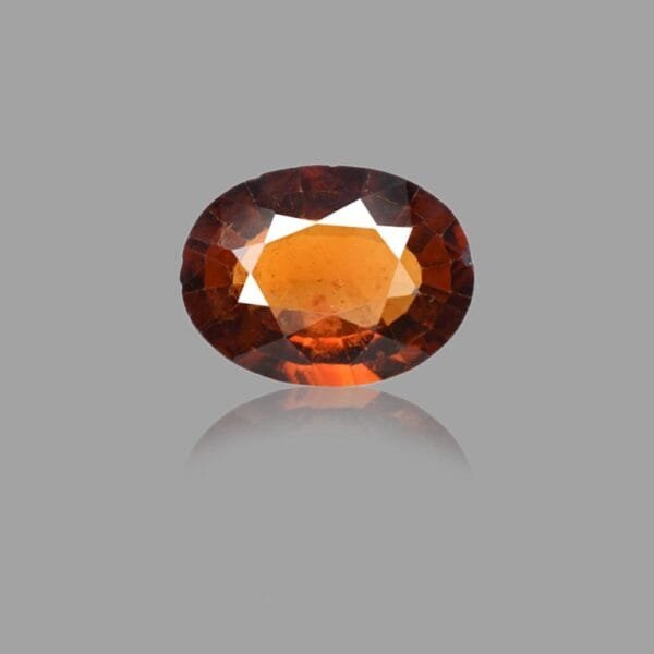 6.34 Carats Hessonite Garnet ( 7.04 Ratti Gomed )