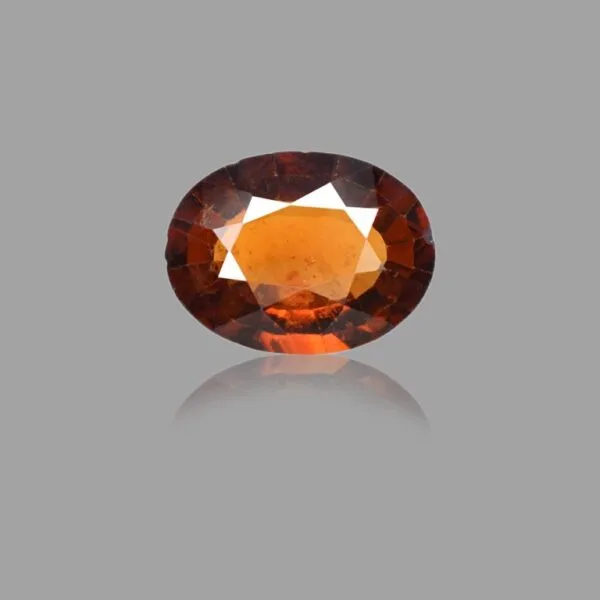 6.34 Carats Hessonite Garnet ( 7.04 Ratti Gomed )