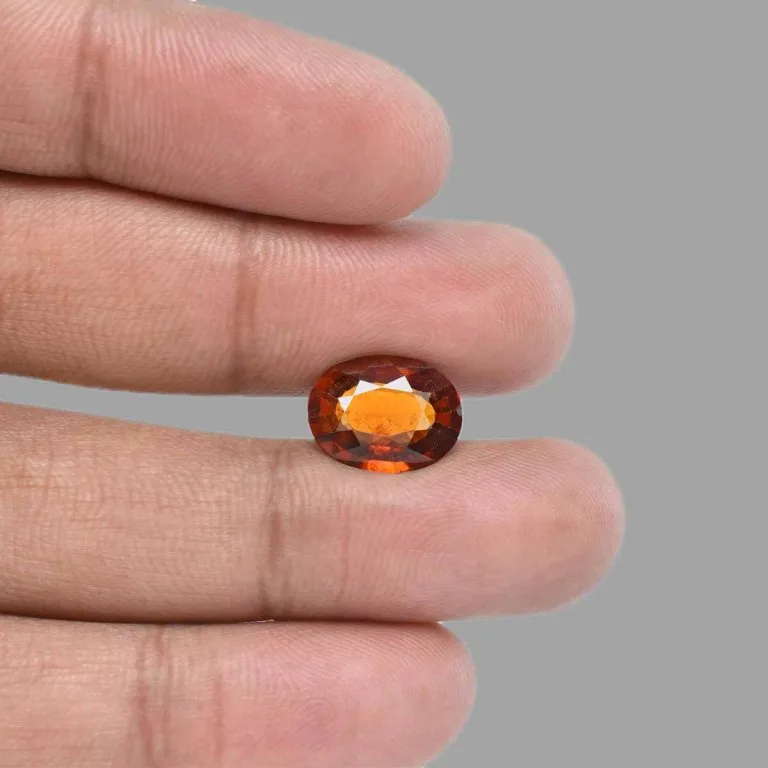 6.34 Carats Hessonite Garnet ( 7.04 Ratti Gomed ) - Image 5