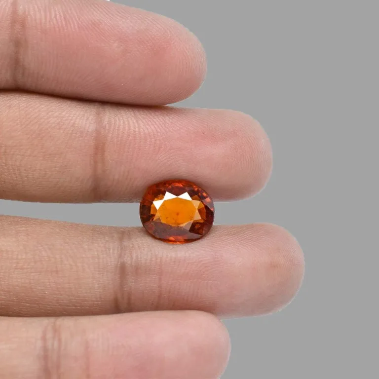 7.61 Carats Hessonite Garnet ( 8.46 Ratti Gomed ) - Image 3