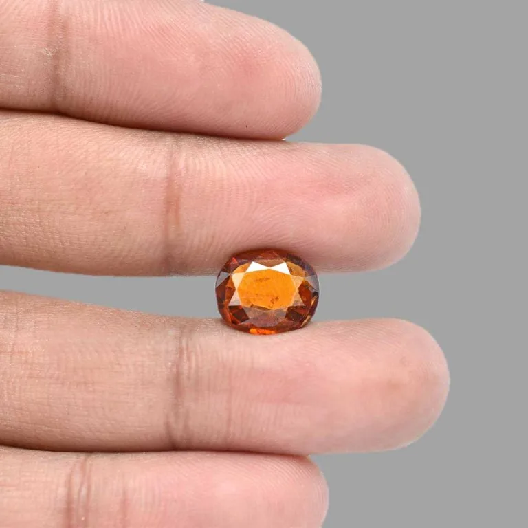 6.6 Carats Hessonite Garnet ( 7.33 Ratti Gomed ) - Image 5