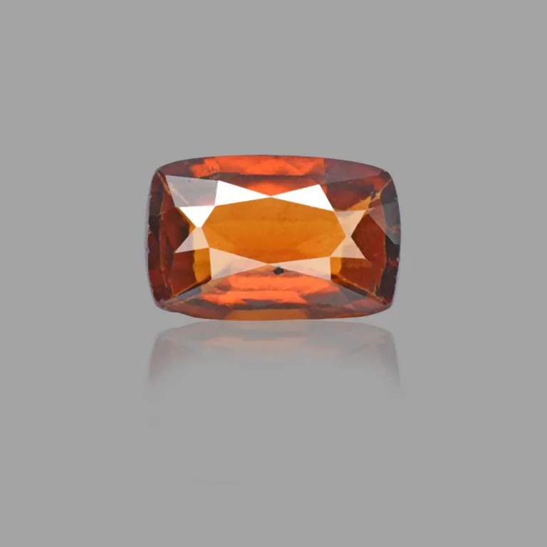 8.36 Carats Hessonite Garnet ( 9.29 Ratti Gomed ) 1