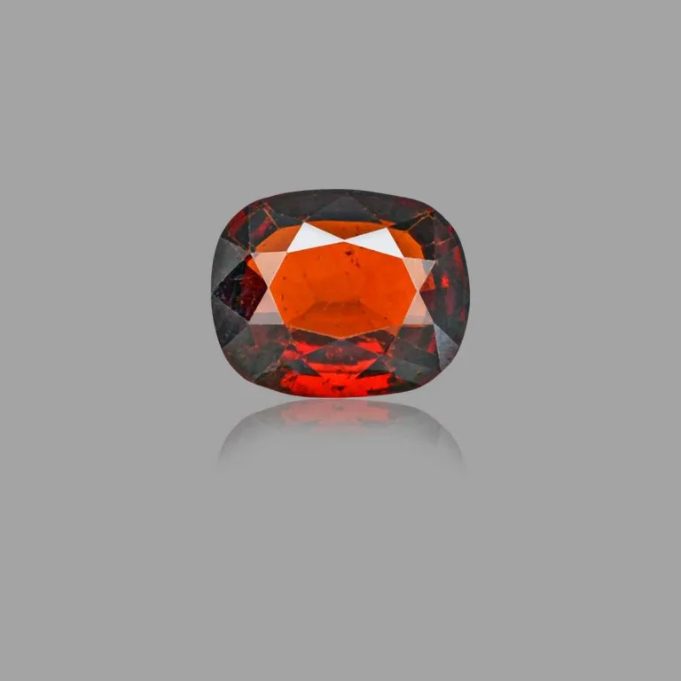 4.89 Carats Hessonite Garnet ( 5.43 Ratti Gomed ) - Image 1