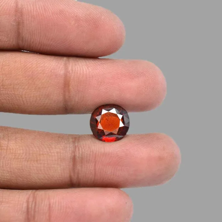 7.52 Carats Hessonite Garnet ( 8.36 Ratti Gomed ) - Image 5