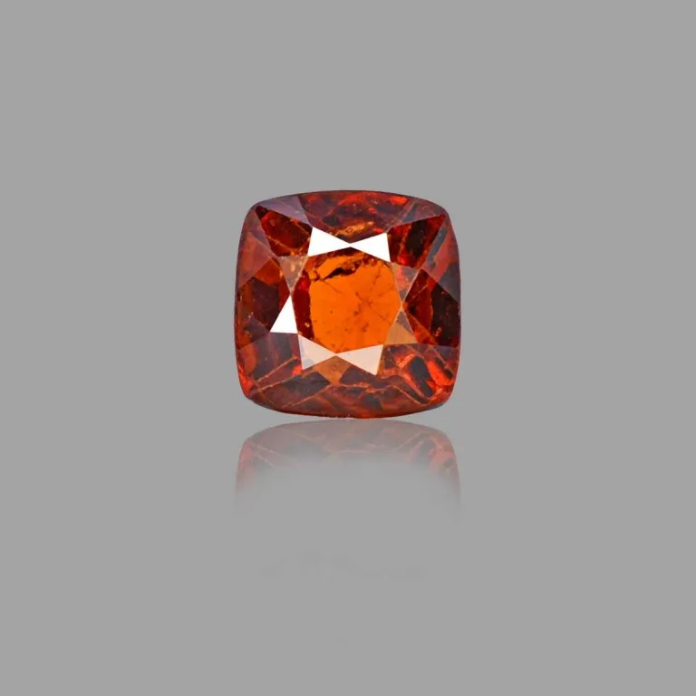 D0125-RG-SLK-GOM-161-2 3.3 Carats Hessonite Garnet ( 3.67 Ratti Gomed ) - Image 1
