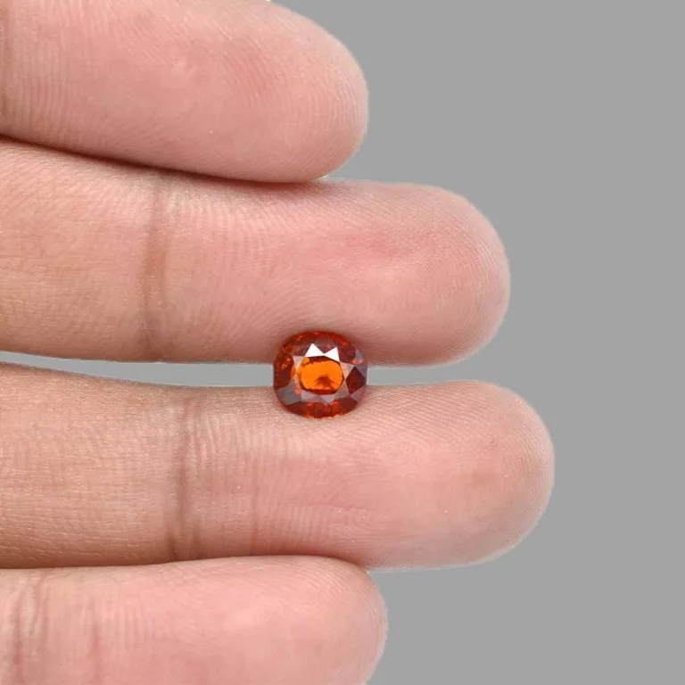 2.36 Carats Hessonite Garnet ( 2.62 Ratti Gomed ) - Image 5