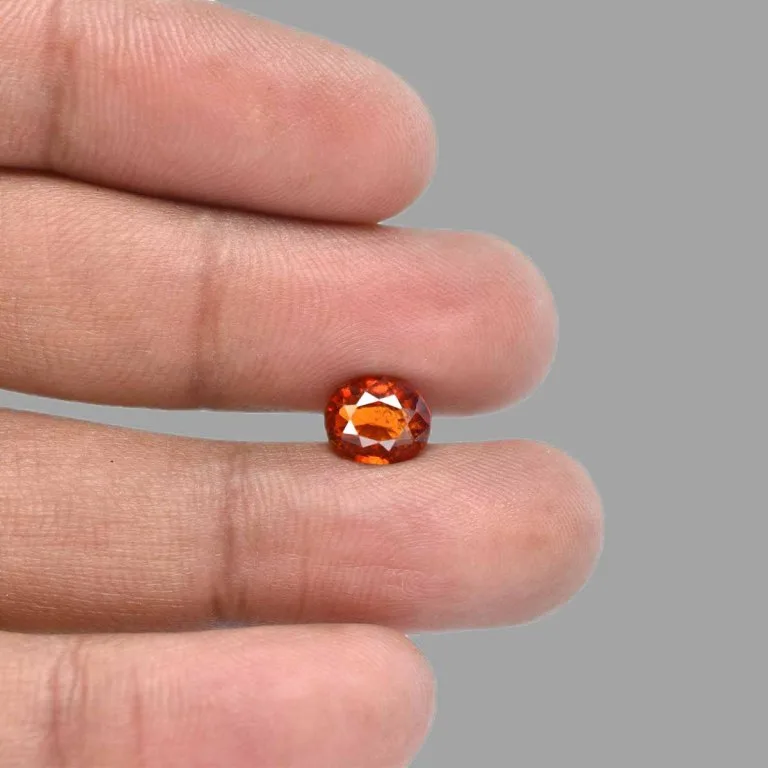 3.13 Carats Hessonite Garnet ( 3.48 Ratti Gomed ) - Image 5