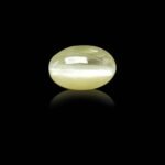 12.69 Carats Chrysoberyl Cat’s Eye ( 14.1 Ratti Lehsuniya )