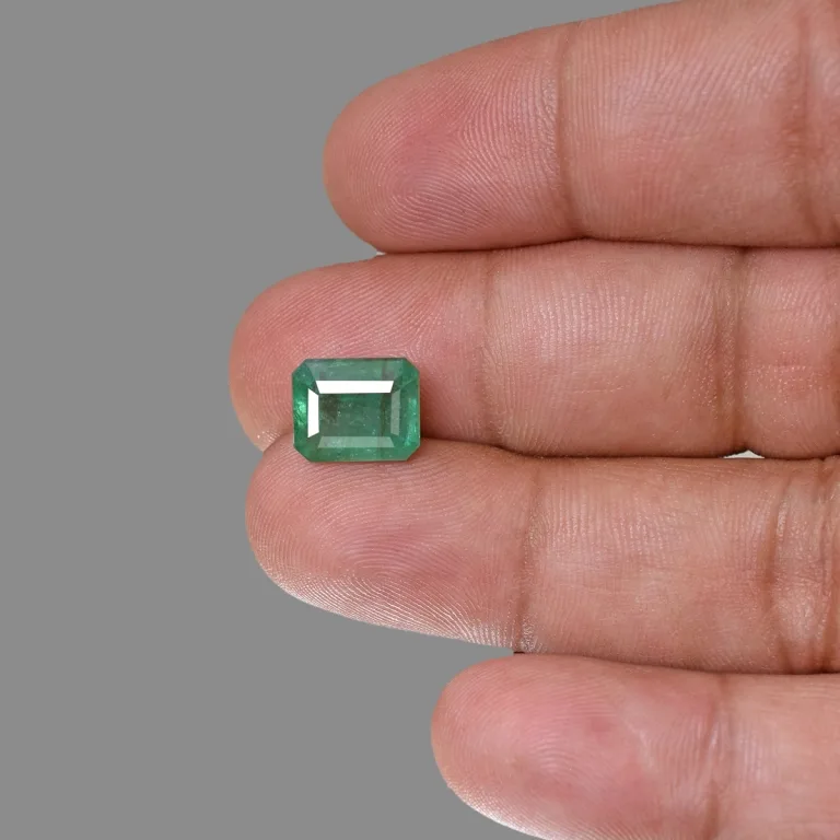 5.46 Carats Emerald ( 6 Ratti Panna ) - Image 5