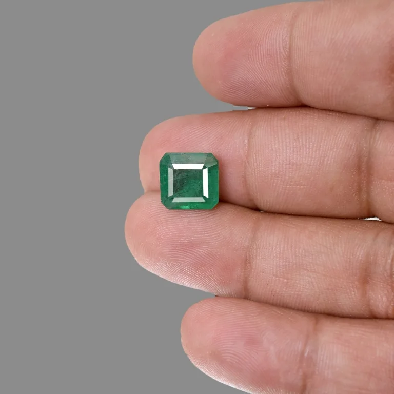 4.97 Carats Emerald ( 5.46 Ratti Panna ) - Image 5
