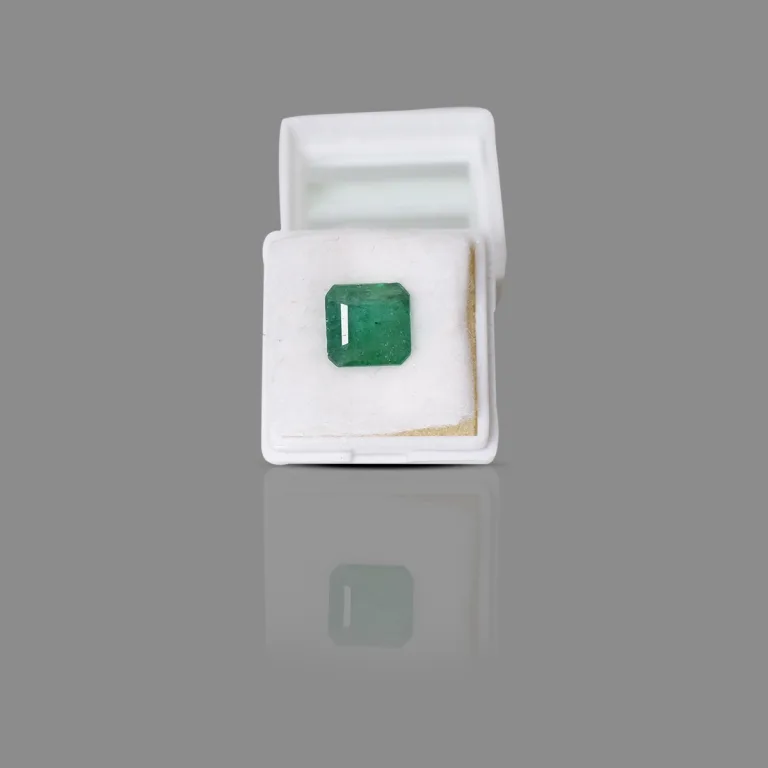 4.97 Carats Emerald ( 5.46 Ratti Panna ) - Image 6