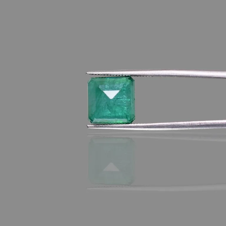 5.5 Carats Emerald ( 6.04 Ratti Panna ) - Image 4