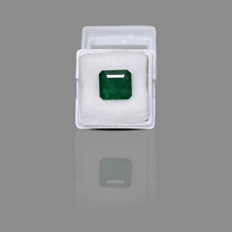 6.71 Carats Emerald ( 7.37 Ratti Panna ) 6