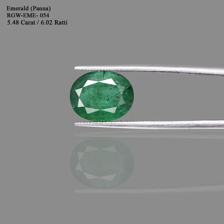 5.48 Carats Emerald ( 6.02 Ratti Panna ) - Image 2