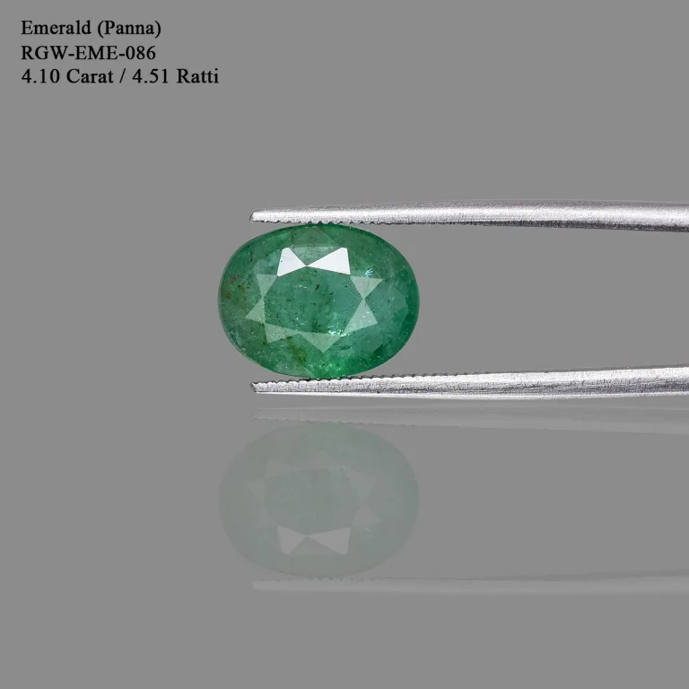 4.1 Carats Emerald ( 4.51 Ratti Panna ) - Image 2