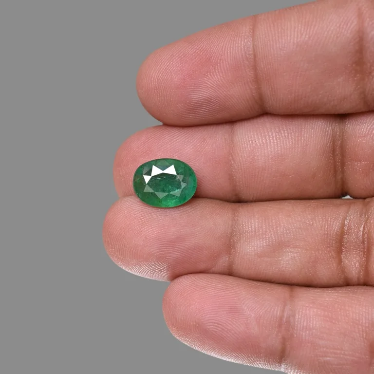 4.1 Carats Emerald ( 4.51 Ratti Panna ) - Image 5