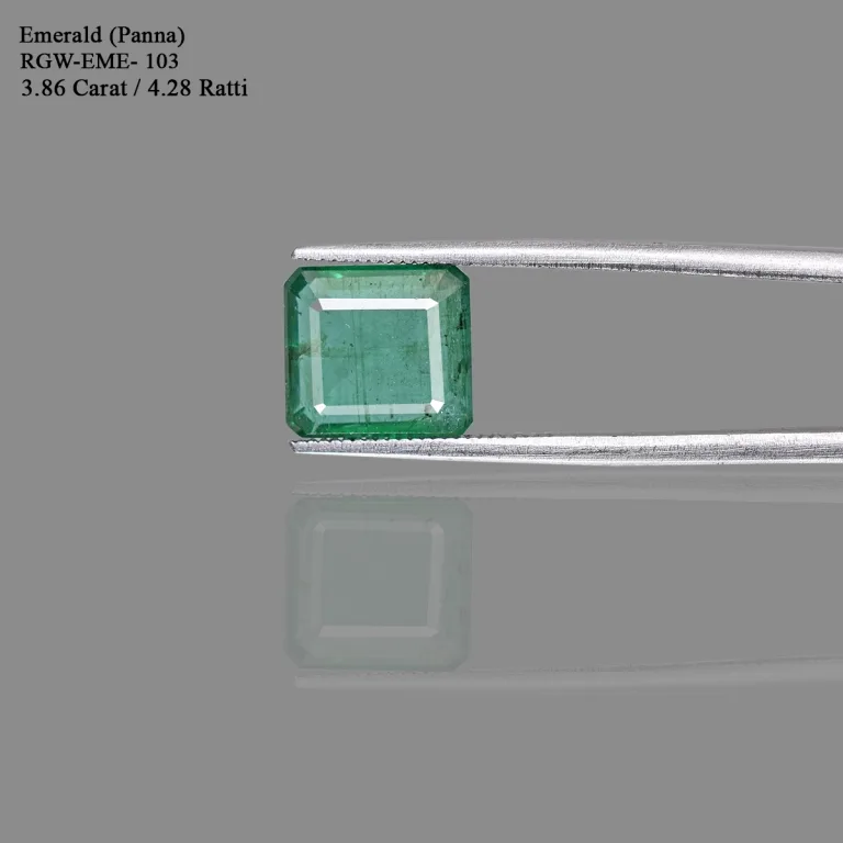 3.86 Carats Emerald ( 4.28 Ratti Panna ) - Image 2