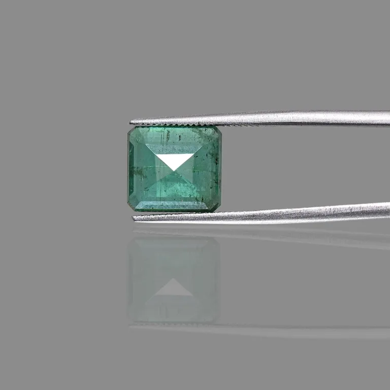 3.86 Carats Emerald ( 4.28 Ratti Panna ) - Image 4