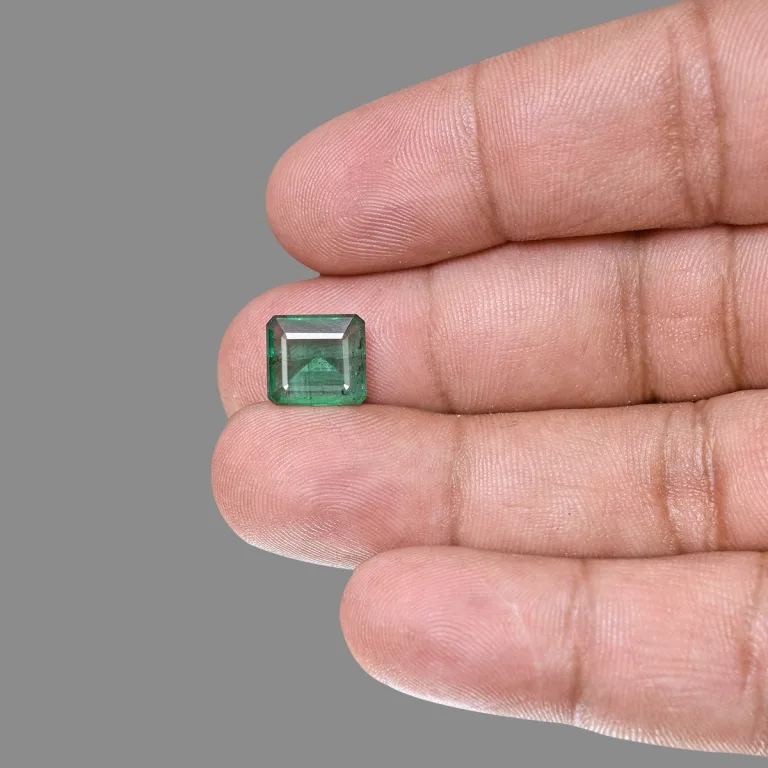 3.86 Carats Emerald ( 4.28 Ratti Panna ) - Image 5