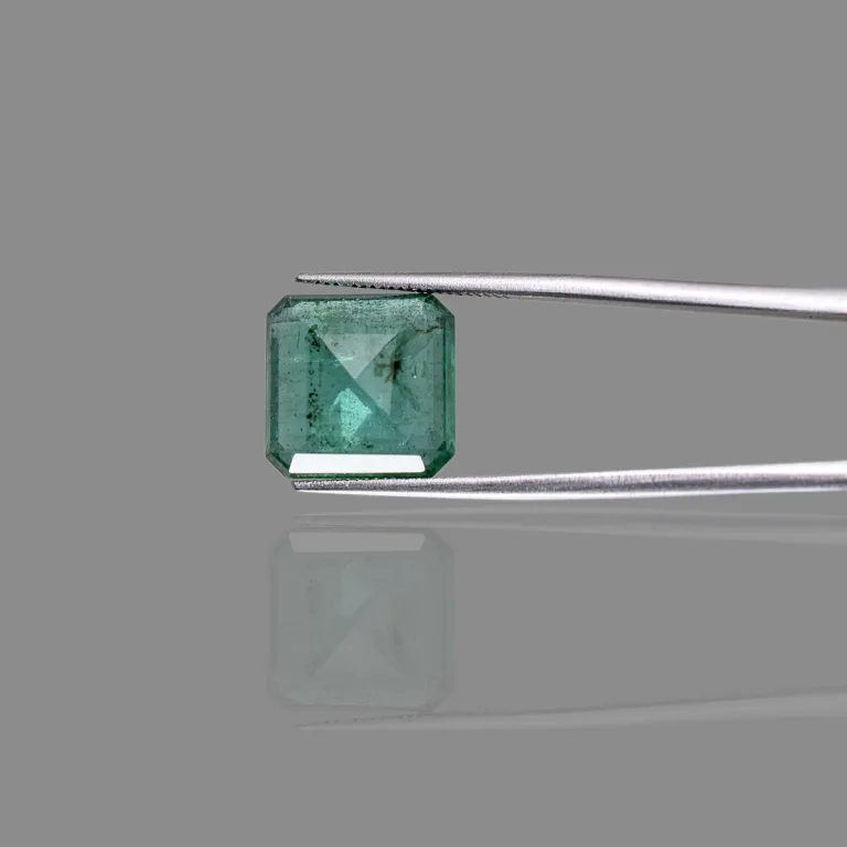 7.69 Carats Emerald ( 8.5 Ratti Panna ) - Image 4