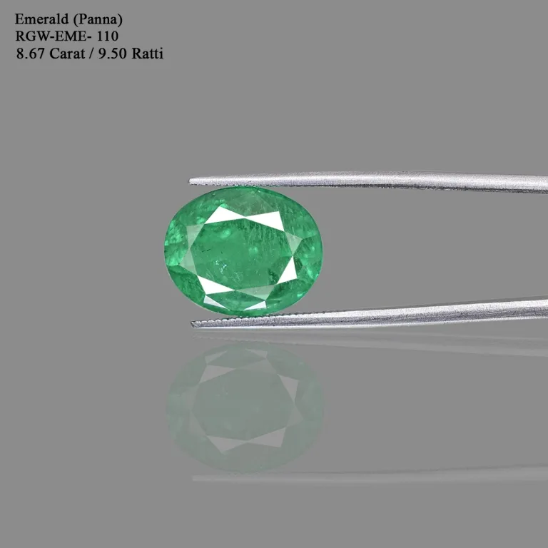 8.67 Carats Emerald ( 9.5 Ratti Panna ) - Image 2