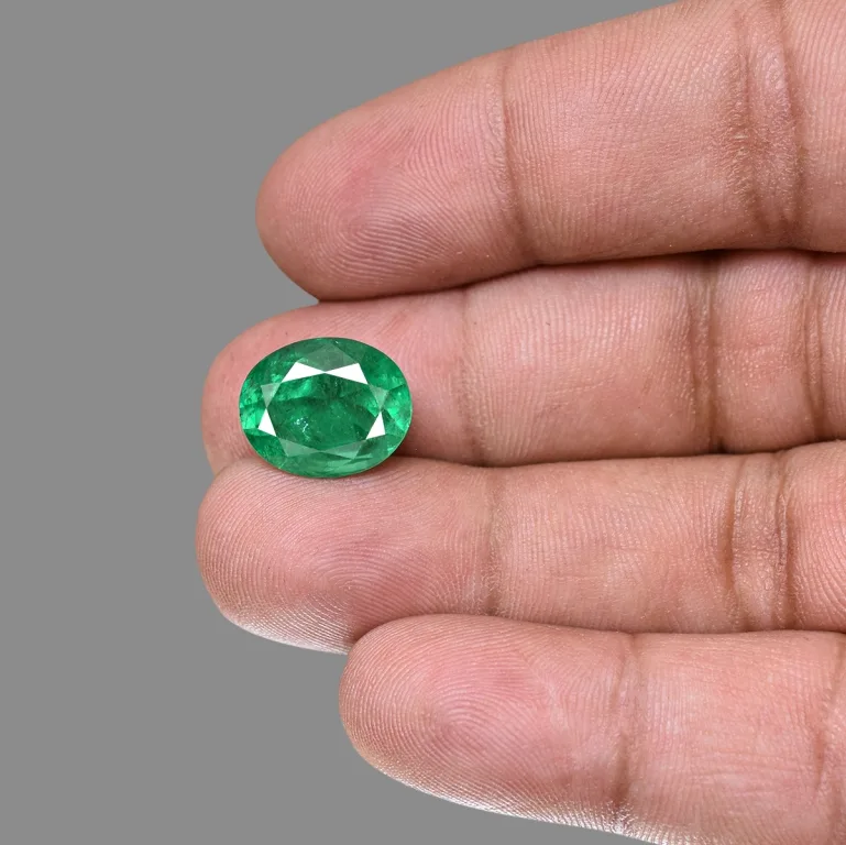 8.67 Carats Emerald ( 9.5 Ratti Panna ) - Image 5