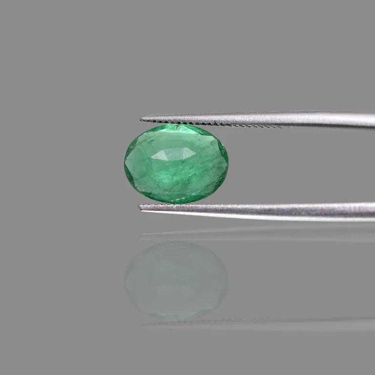 1.7 Carats Emerald ( 1.88 Ratti Panna ) - Image 4