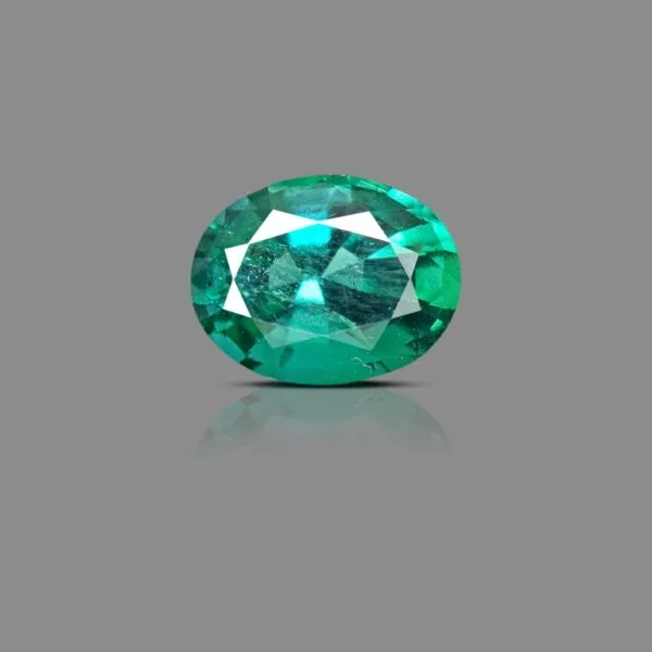 3.9 Carats Emerald ( 4.33 Ratti Panna )