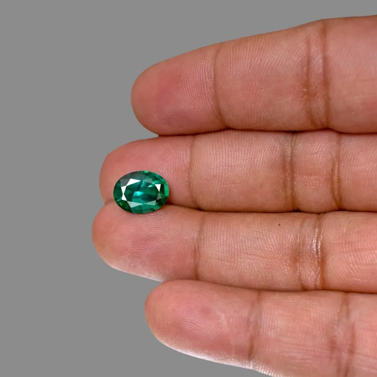 3.9 Carats Emerald ( 4.33 Ratti Panna ) - Image 5