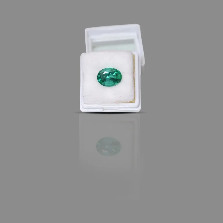 3.9 Carats Emerald ( 4.33 Ratti Panna ) - Image 6