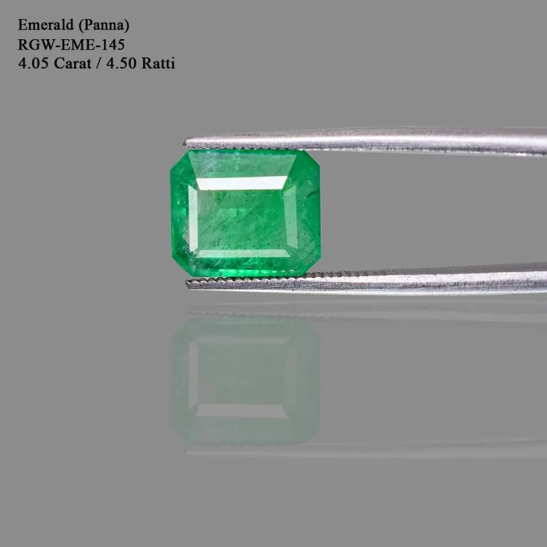 4.05 Carats Emerald ( 4.5 Ratti Panna ) - Image 2