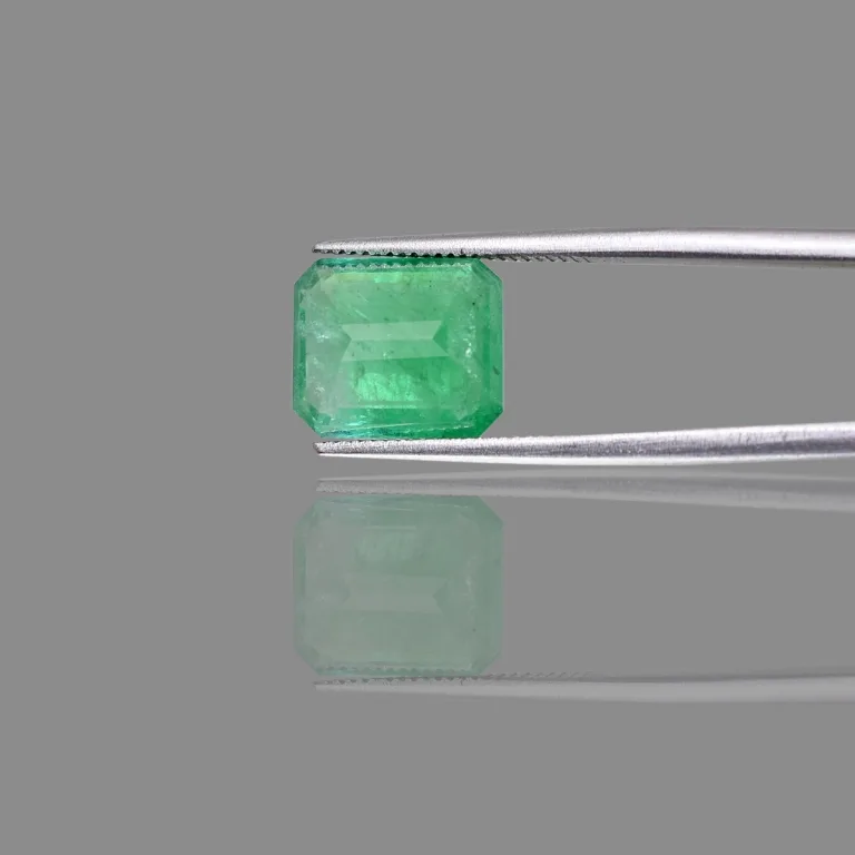 4.05 Carats Emerald ( 4.5 Ratti Panna ) - Image 4