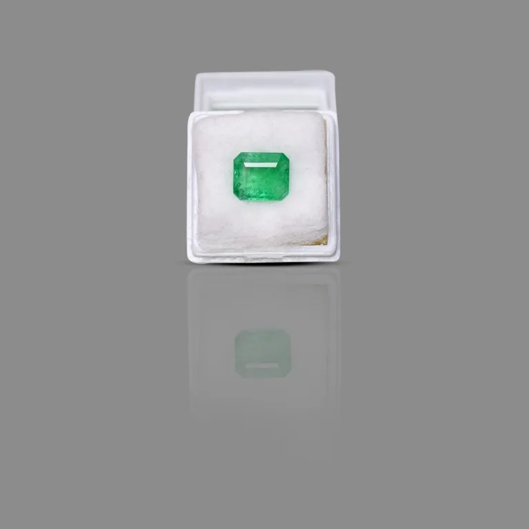 4.05 Carats Emerald ( 4.5 Ratti Panna ) - Image 6