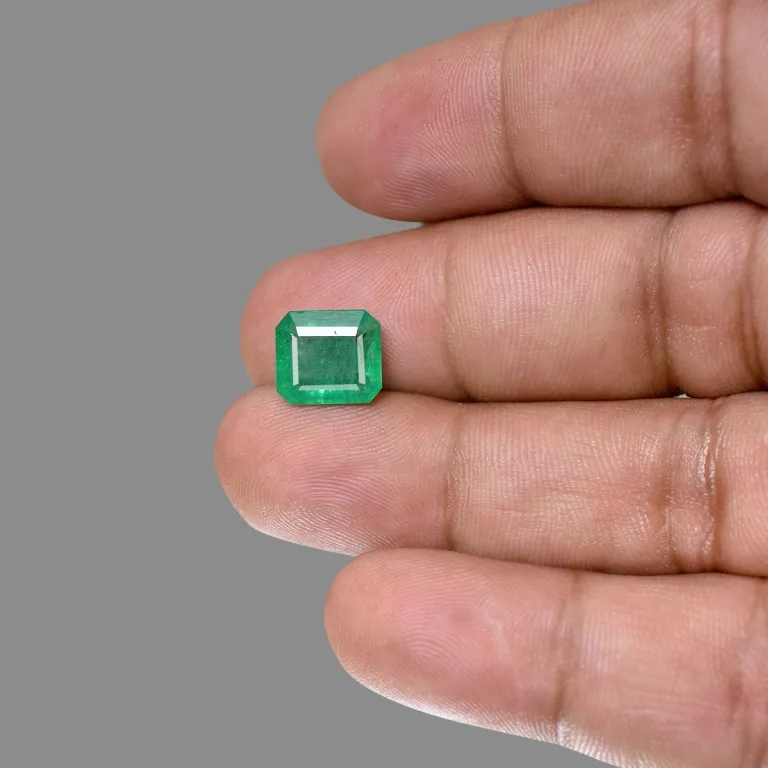 3.6 Carats Emerald ( 4 Ratti Panna ) - Image 5