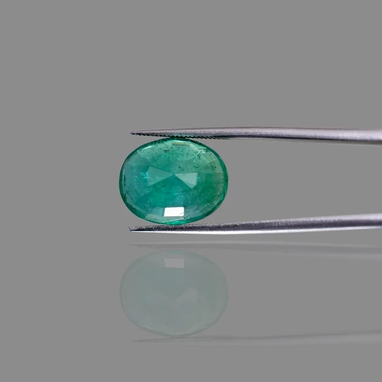 9.62 Carats Emerald ( 10.5 Ratti Panna ) - Image 4