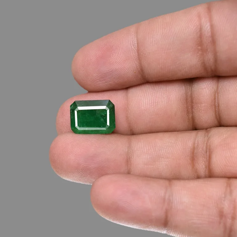 5.8 Carats Emerald ( 6.44 Ratti Panna ) - Image 5