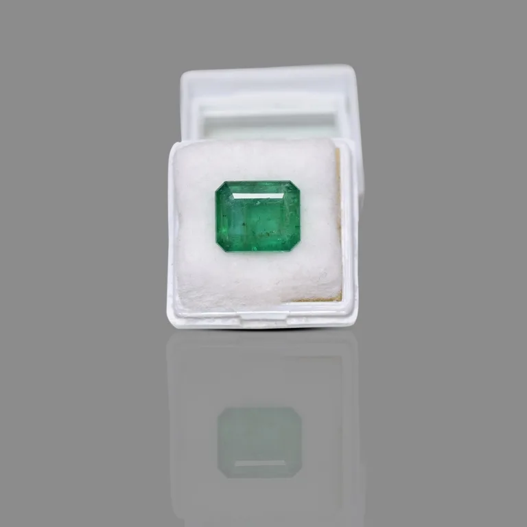 7.68 Carats Emerald ( 8.53 Ratti Panna ) 6