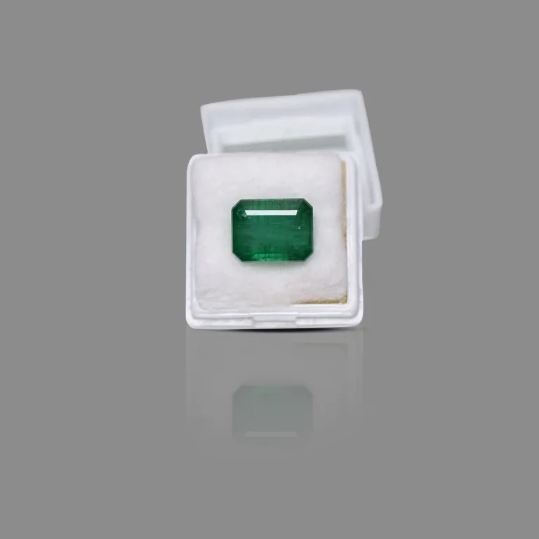 9.36 Carats Emerald ( 10.4 Ratti Panna ) 6