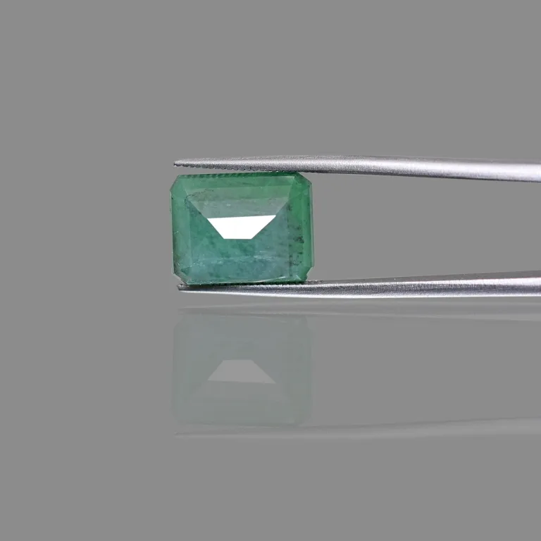 7.59 Carats Emerald ( 8.34 Ratti Panna ) - Image 4