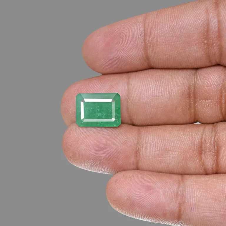 7.51 Carats Emerald ( 8.25 Ratti Panna ) - Image 5