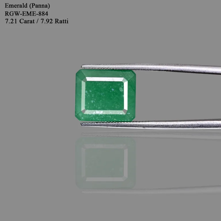 7.21 Carats Emerald ( 7.92 Ratti Panna ) - Image 2