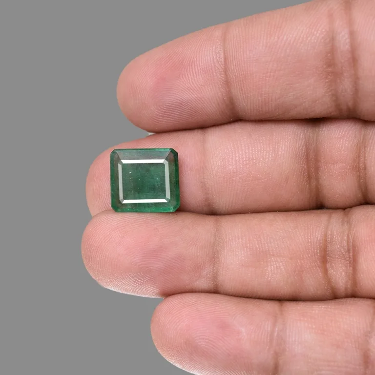 5.55 Carats Emerald ( 6.16 Ratti Panna ) - Image 5