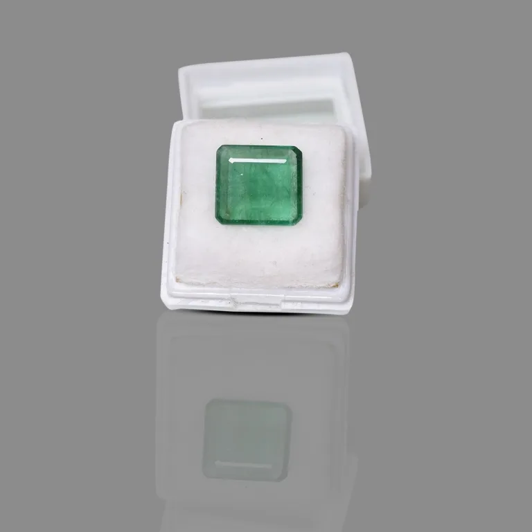 5.55 Carats Emerald ( 6.16 Ratti Panna ) - Image 6