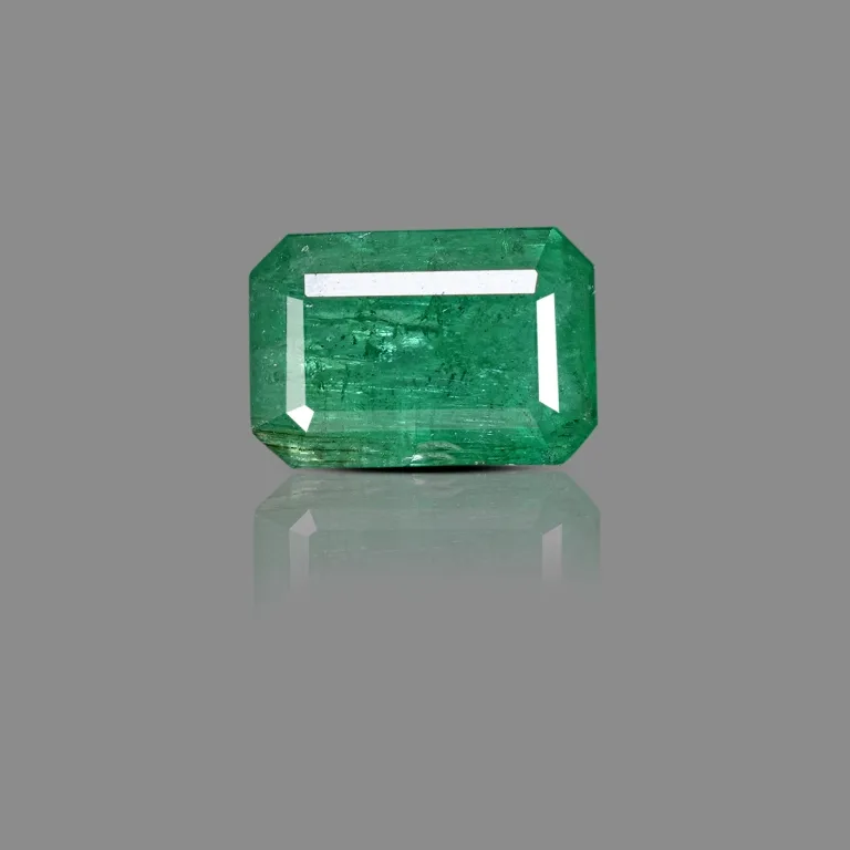 7.65 Carats Emerald ( 8.41 Ratti Panna ) - Image 1