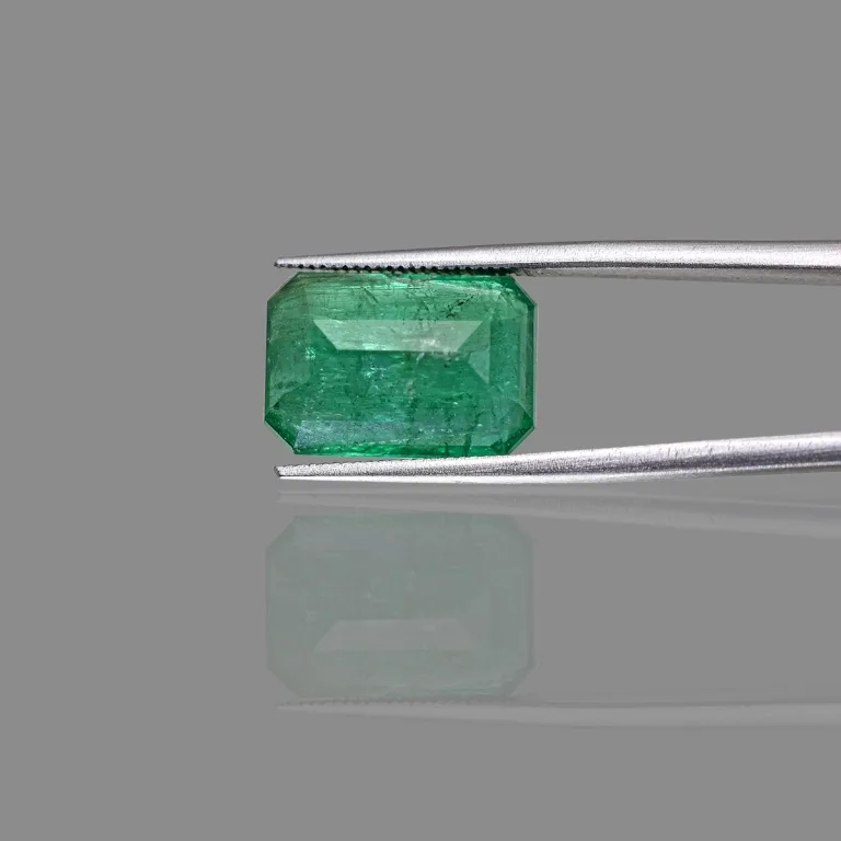 7.65 Carats Emerald ( 8.41 Ratti Panna ) - Image 4