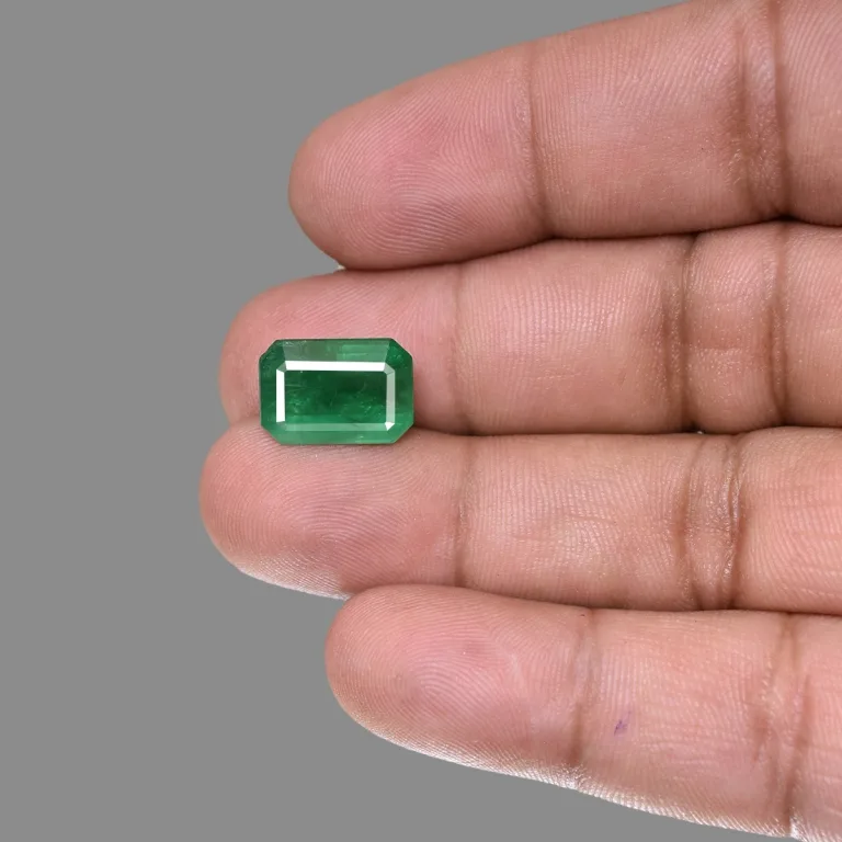 7.25 Carats Emerald ( 7.97 Ratti Panna ) - Image 2