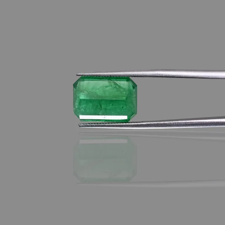 7.25 Carats Emerald ( 7.97 Ratti Panna ) - Image 4